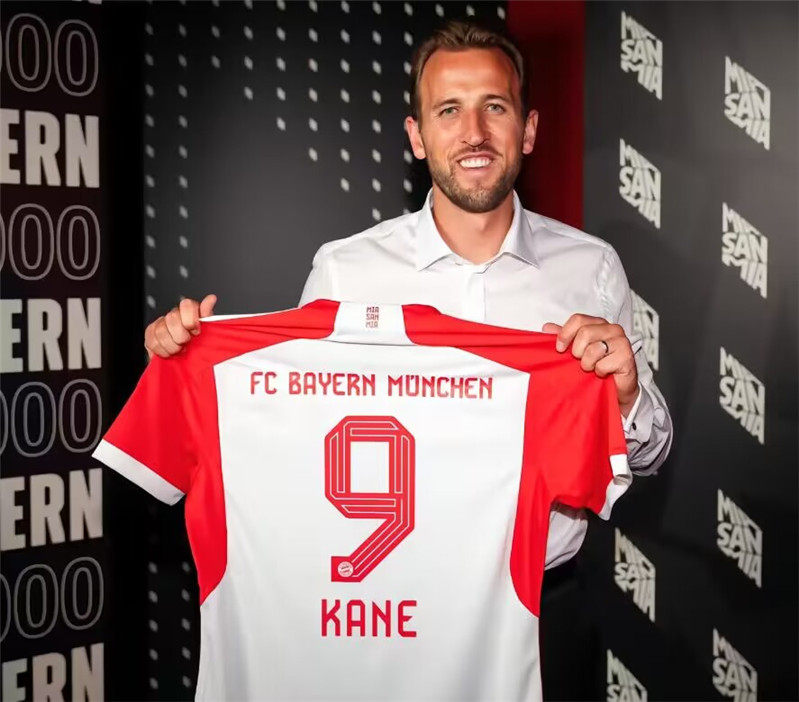 拜仁慕尼黑球衣长袖2324主场球员版穆勒穆西亚拉9号凯恩足球服