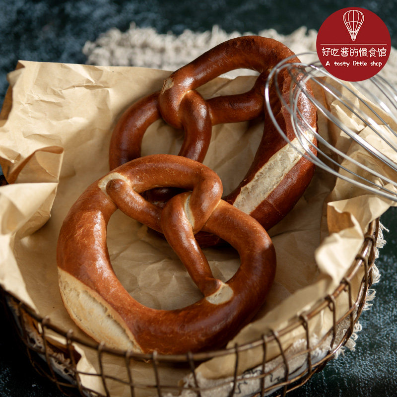 4月德国普雷面包扭结碱水注芯30日发黄油原味传统西式糕点