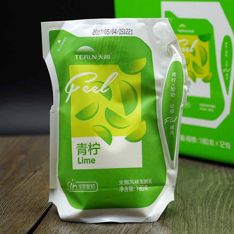 > > 现货日期新 天润酸奶青柠新疆浓缩酸牛奶180gx12袋整箱网红奶包邮