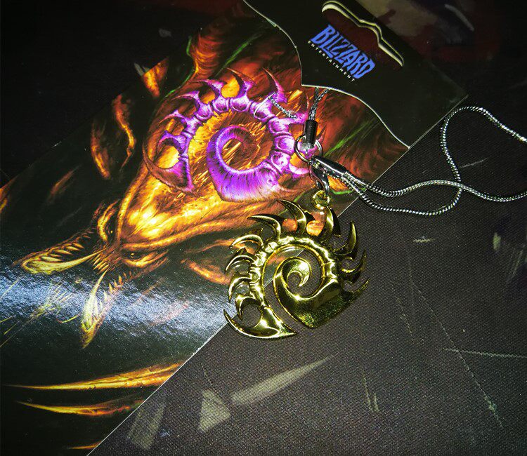 gd漫玩暴雪星际争霸游戏周边虫族钥匙扣挂件手机动漫挂件