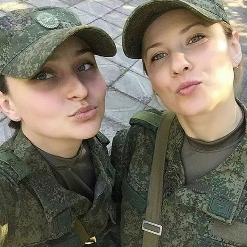 俄罗斯 俄军迷新款VKBO EMR数码迷彩战斗服套装 小绿人战训服