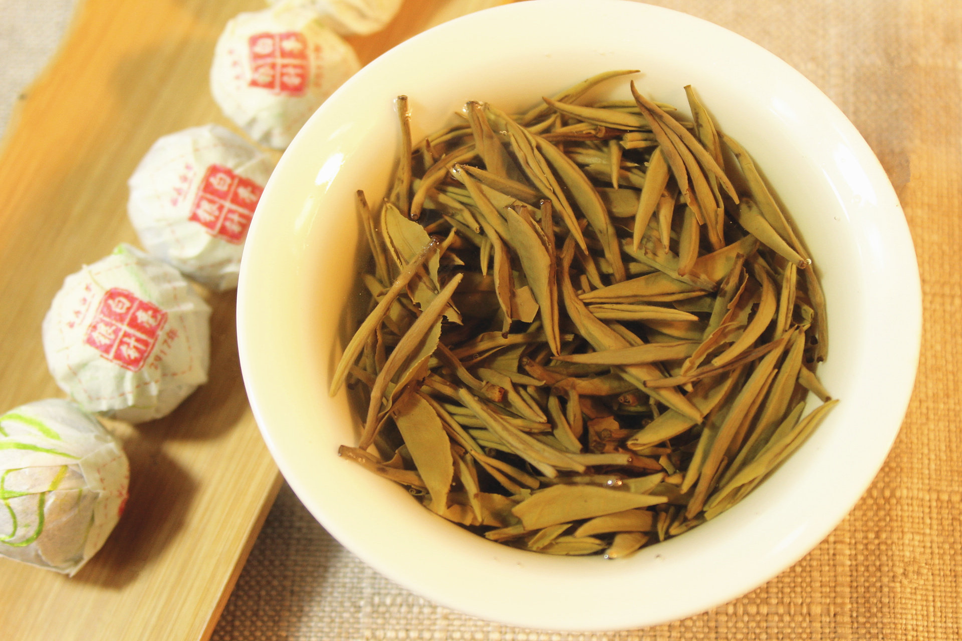 正宗福鼎白茶龙珠 2017年春茶白毫银针茶球沱茶毫香蜜韵500克茶叶