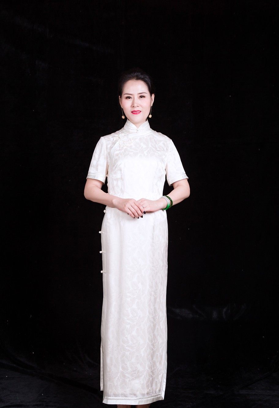 米色桑波缎真硬花旗袍定制不退不换旗袍