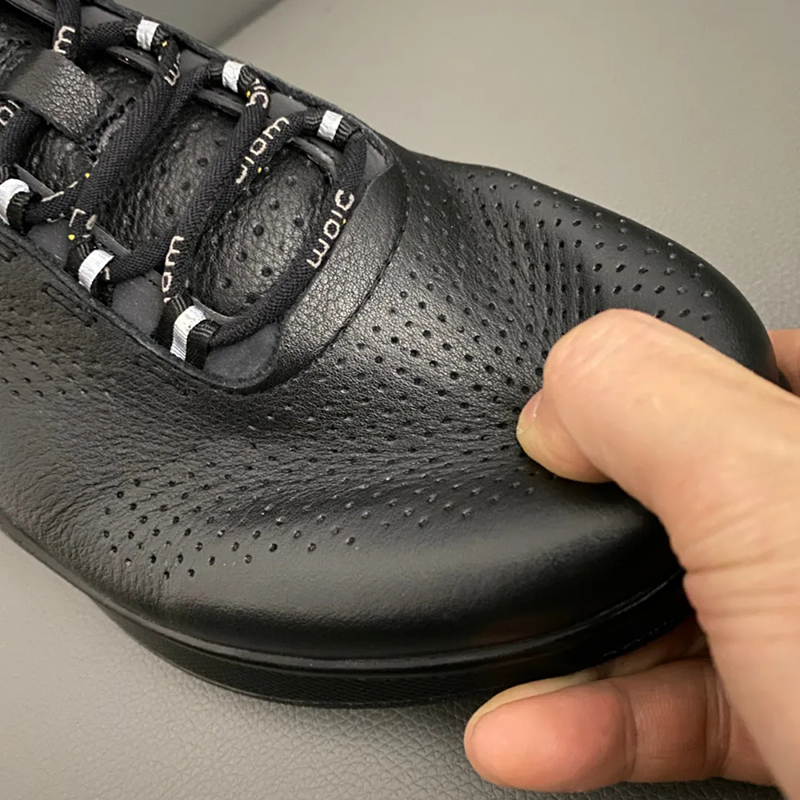 有点小贵 撤柜男鞋真皮男士运动休闲鞋 户外健步鞋牛皮透气跑步鞋