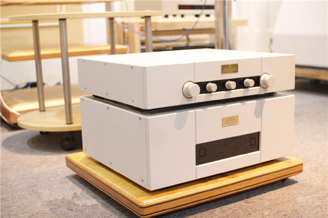 二手原装瑞士进口goldmund高文mimesis2728hifi发烧功放