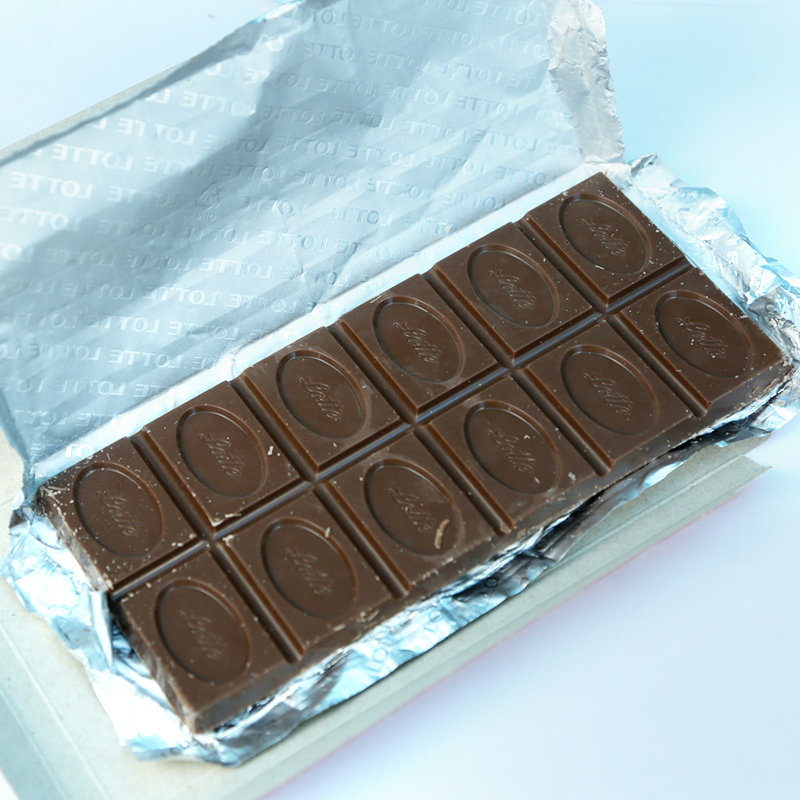 加纳巧克力乐天70g板状韩国进口口红牛奶休闲牛奶巧克力