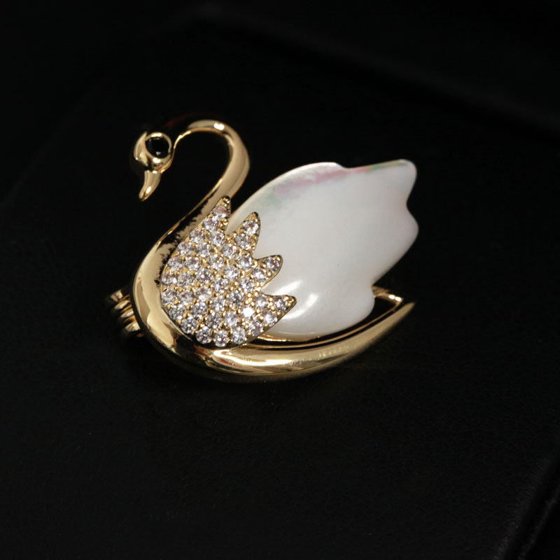 时尚天鹅天然贝壳胸针小女女衬衫开衫精致别致胸针