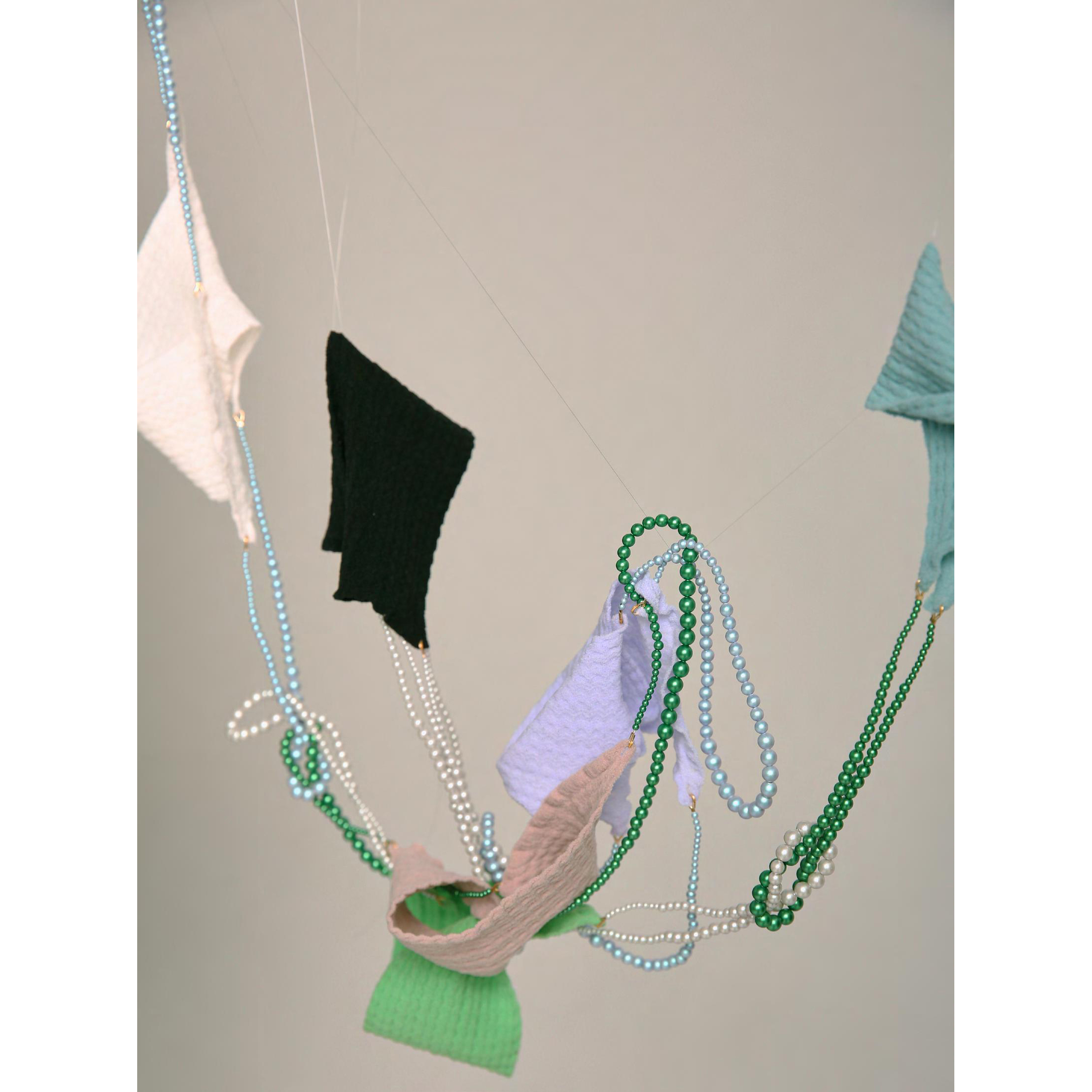 Rui Zhou  水晶珍珠链一片式丁字内裤系列 common place