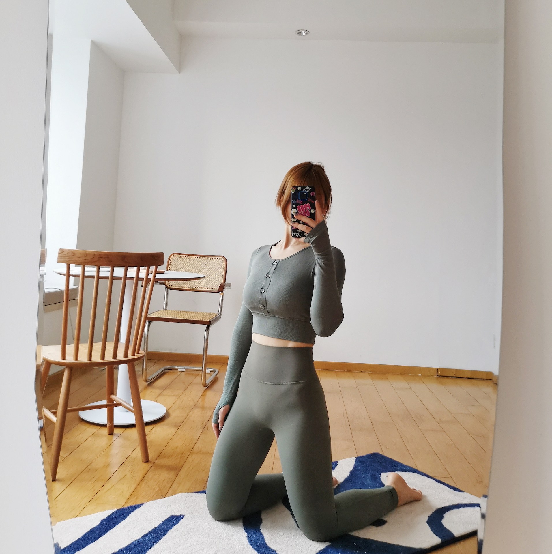 裸感健身裤亲肤舒适弹力运动长裤女无尴尬线高腰提臀瑜伽裤修身