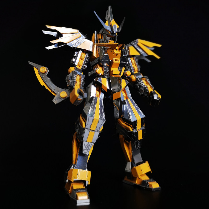 拼装玩具拼酷新月刃甲模型机器成人礼品男生拼图