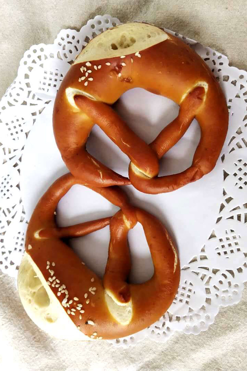 碱水面包扭结普雷手工无糖现烤饱腹健身平衡传统西式糕点