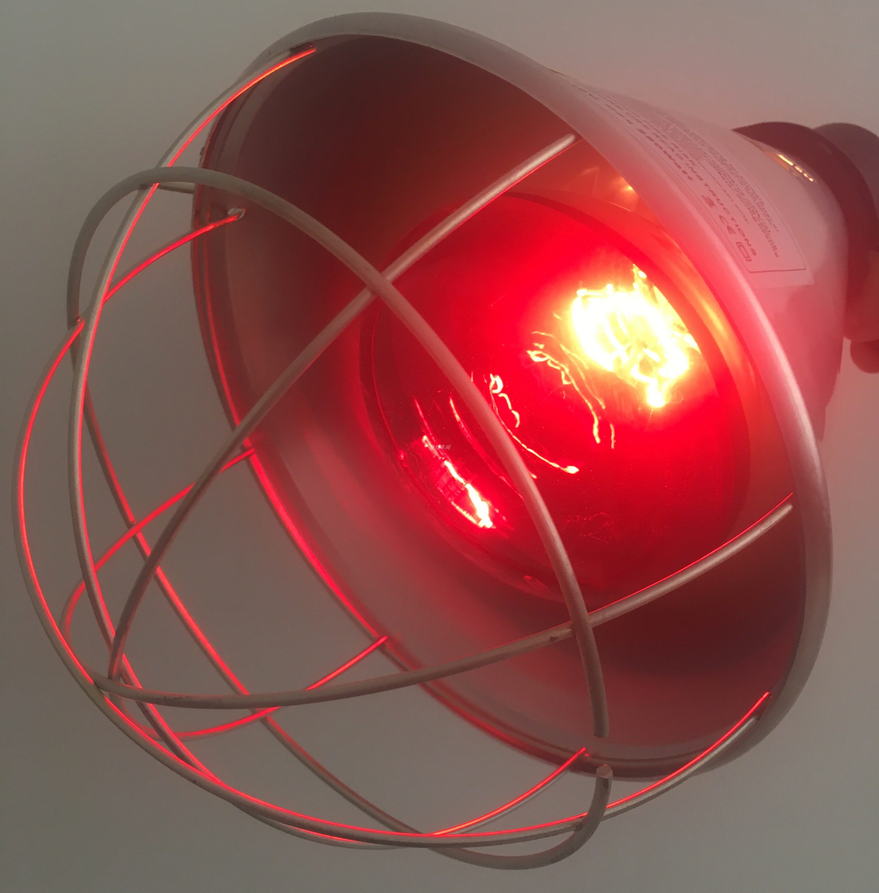 保温取暖宠物畜牧养殖猪用红外线防水灯节节能小鸡养殖保温灯