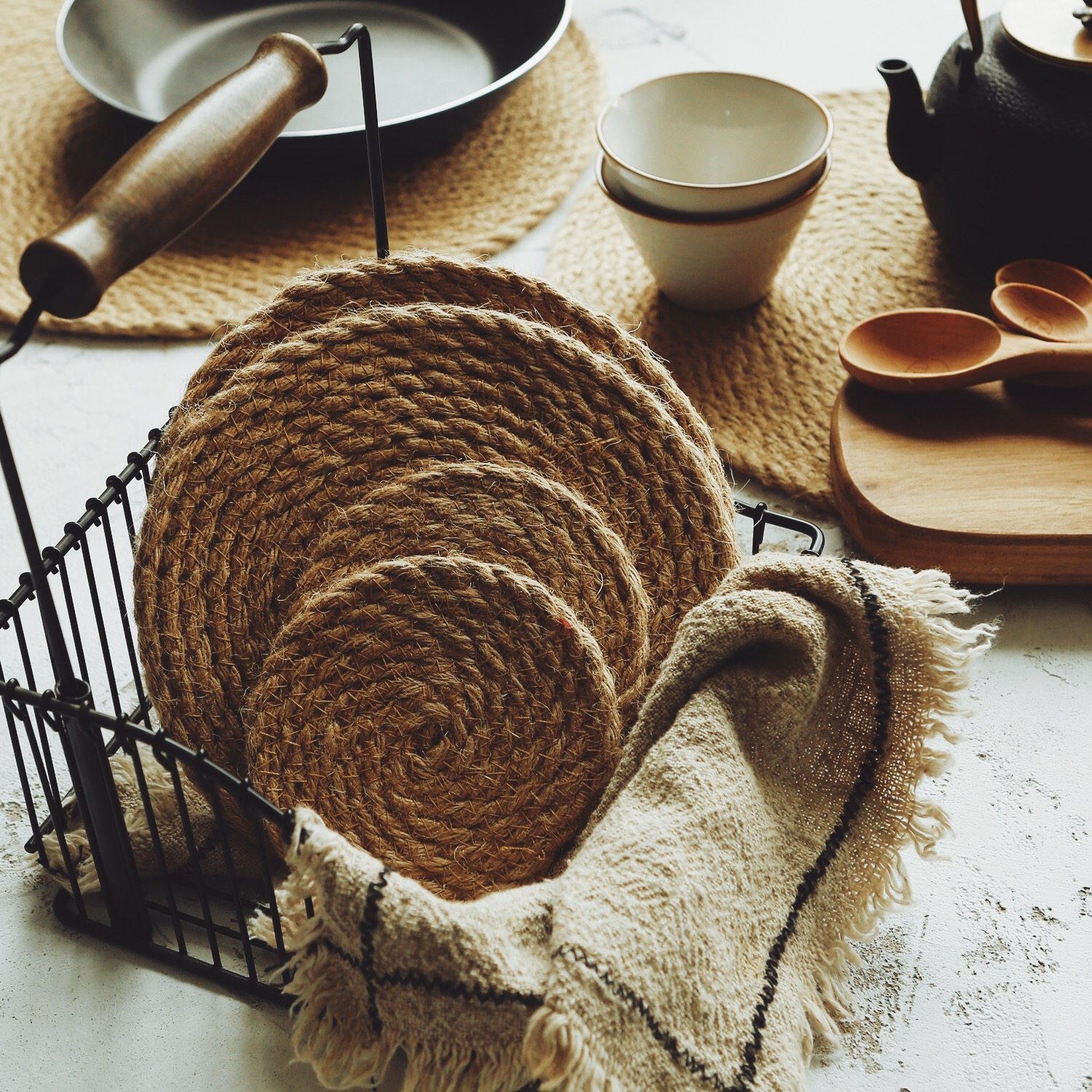 拘泥圆形防烫杯垫隔热麻绳加厚餐垫编织于细节餐垫