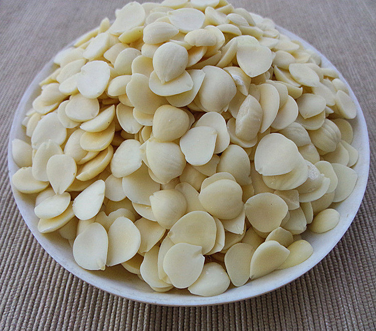 新货 脱皮南北杏仁干去皮生杏仁片煲汤料 炖甜品 杏仁露食材250克