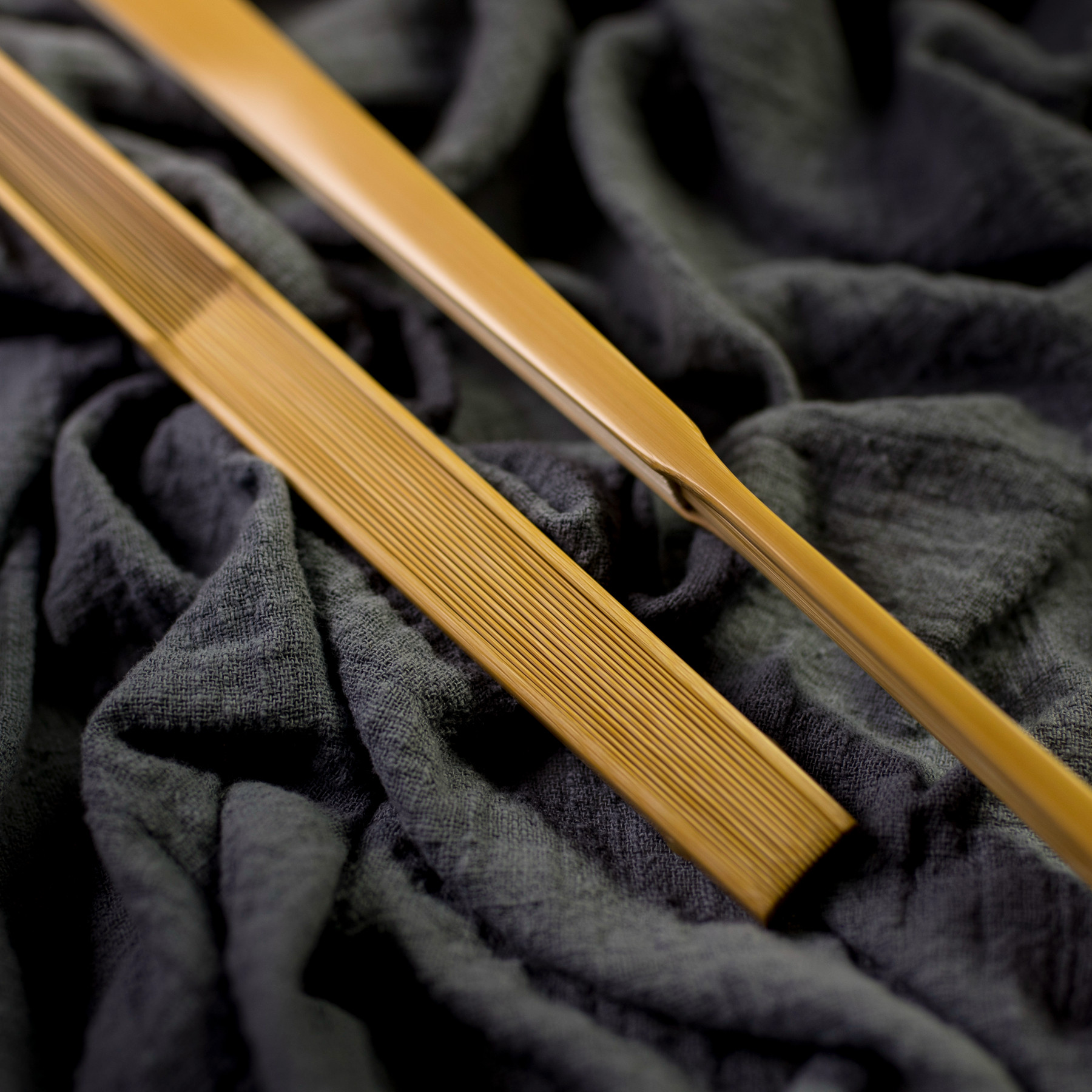 9.7寸16方18方溜肩玉竹古方折扇低钉位白牛角钉苏州精工玉竹折扇