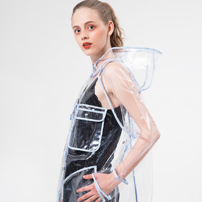 日本时尚透明雨衣男女女士情侣柔软雨披户外雨披