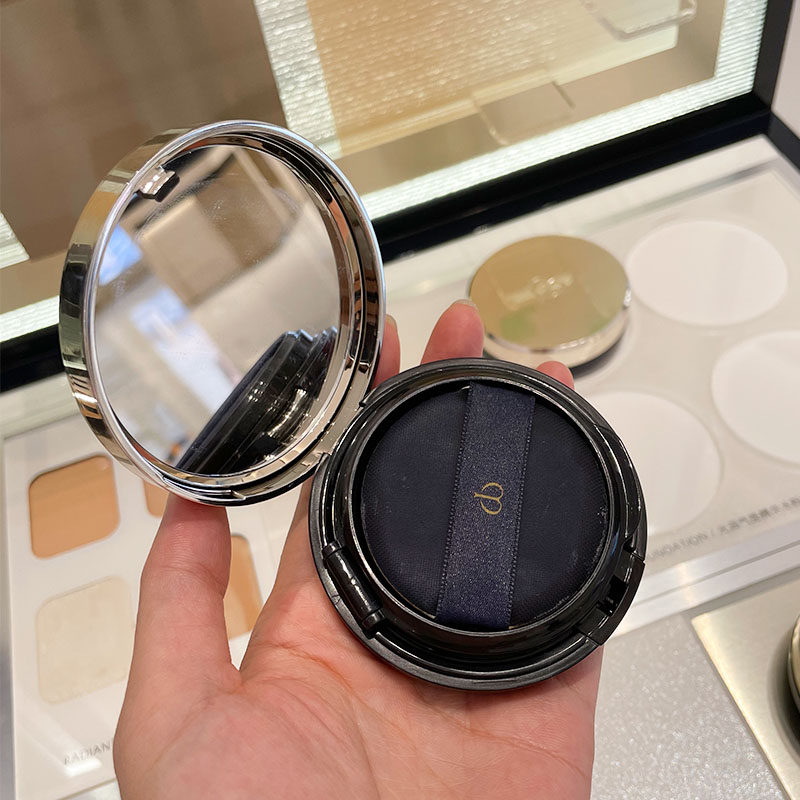 肌肤之钥cpb气垫钻光精华水凝粉底液控油提亮遮瑕粉底液