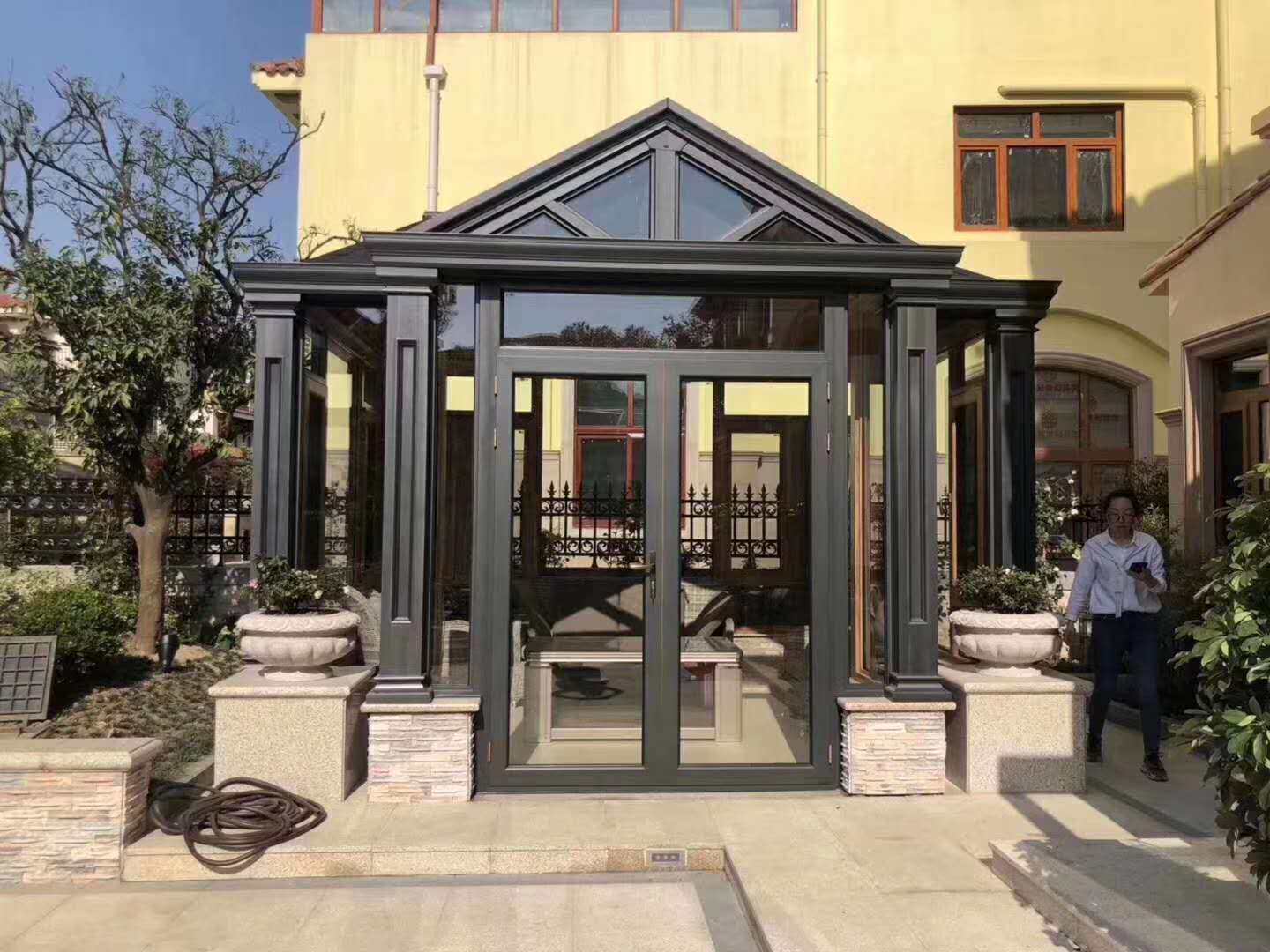 定制西安德国莱卡断桥铝门窗封阳台隔音玻璃窗户铝合金门窗阳光房