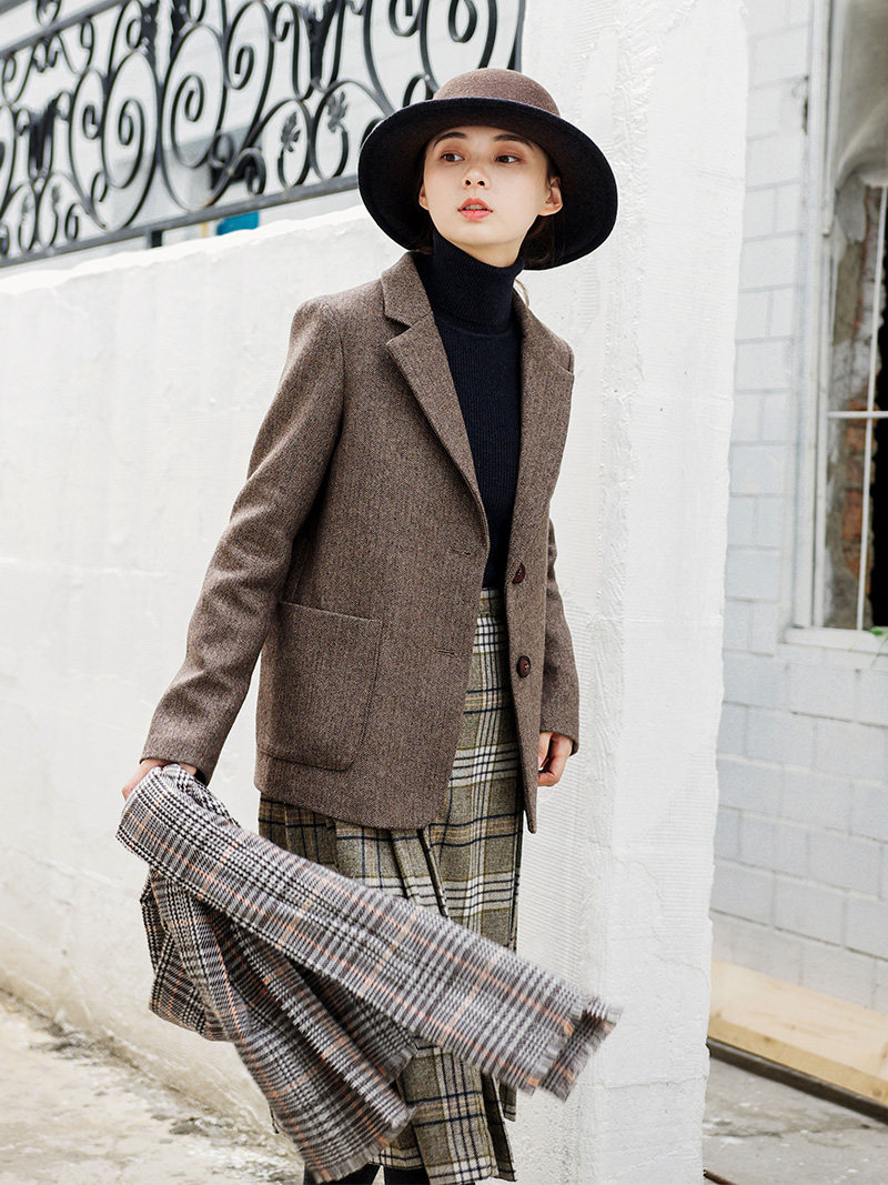 浮生八记法式复古羊毛精致棕色人字西装