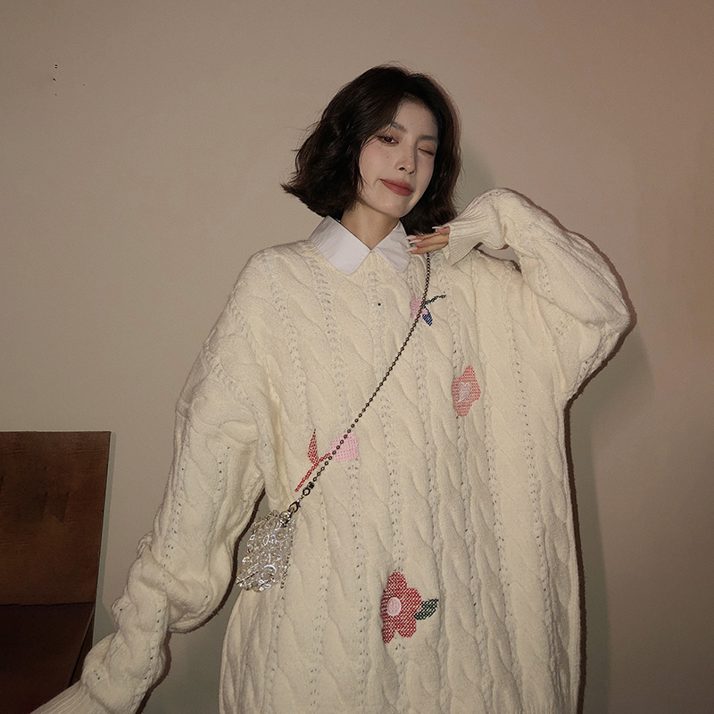 吵吵家米白色毛衣女外穿秋冬设计感小众宽松日系软糯慵懒风针织衫