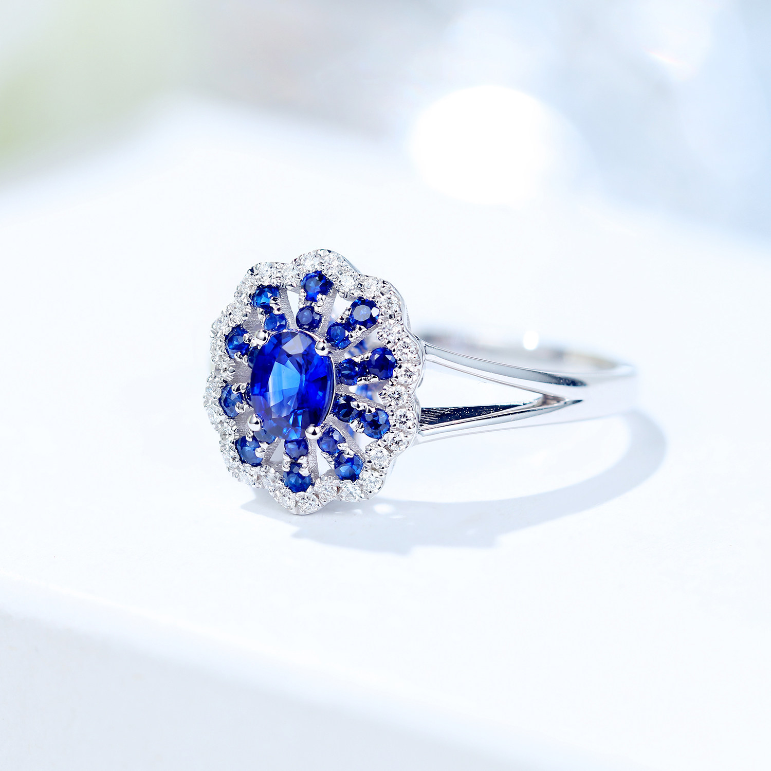 宝石矿工 18k白金椭圆形蓝宝石钻石戒指 复古精致钻戒真钻女戒