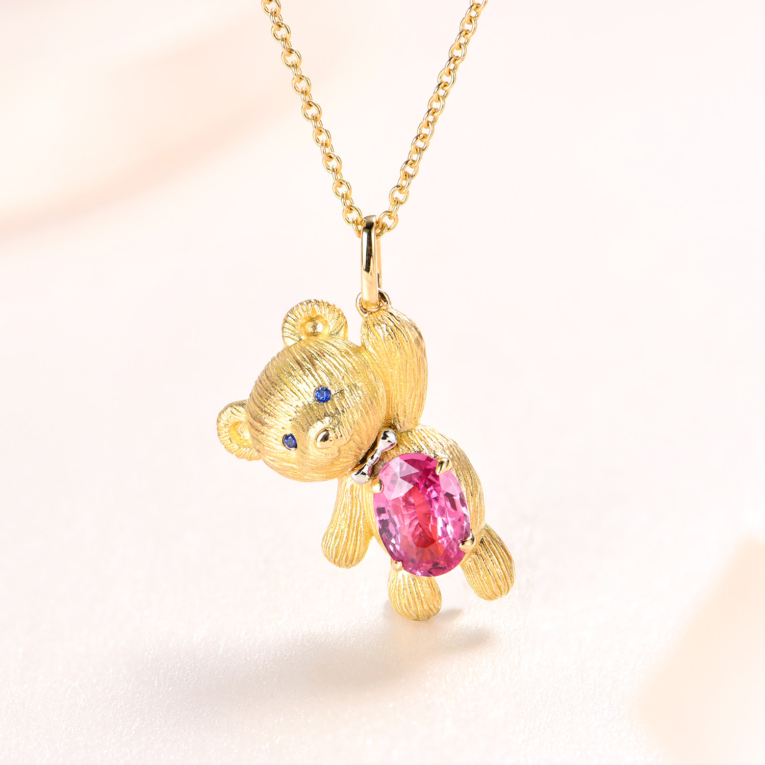 宝石矿工18k金无烧蓝宝帕拉恰萌力熊吊坠颈饰