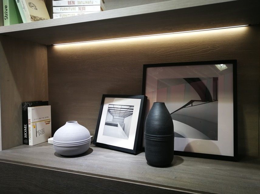 led人体红外线感应灯嵌入式灯条灯带衣柜橱柜吊柜柜底照明灯