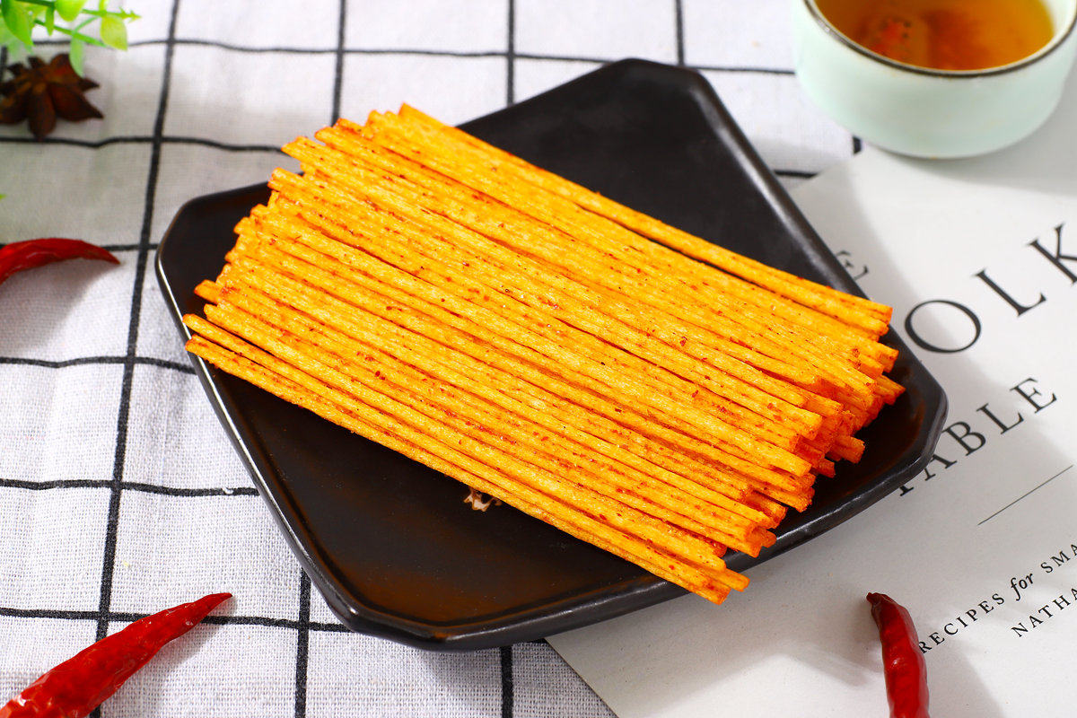 棒棒辣条素牛16克30袋黄色细棍干硬儿时麻辣面筋制品