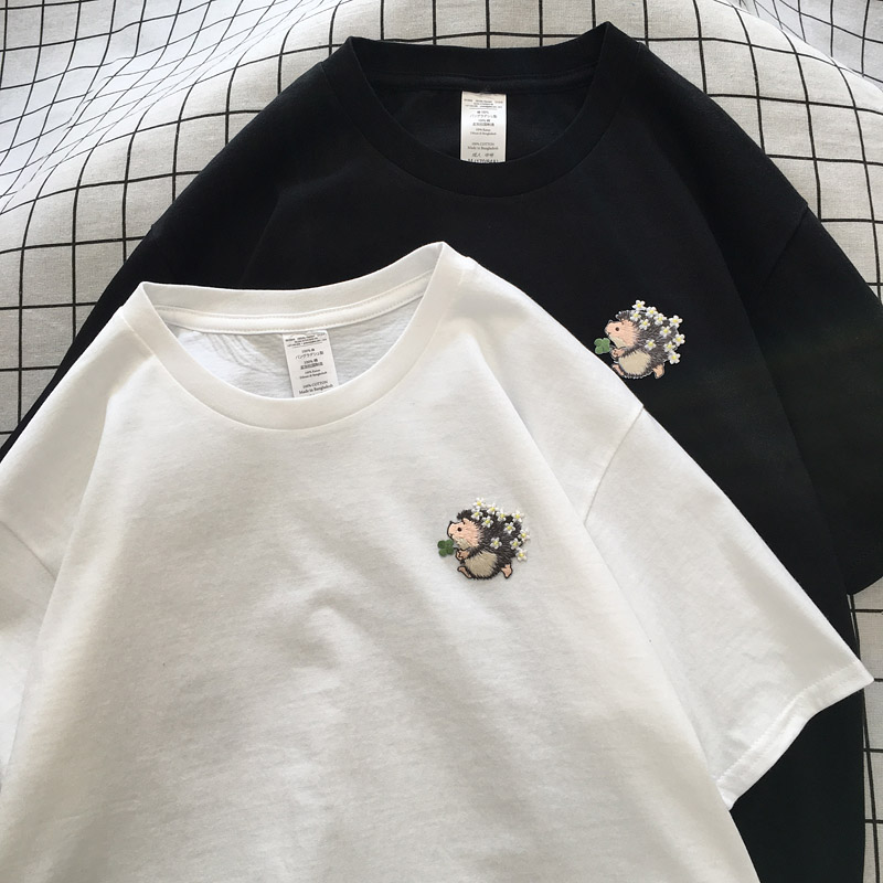 贴布刺绣简约百搭夏季新款韩版圆领休闲宽松情侣短袖t恤男女半袖