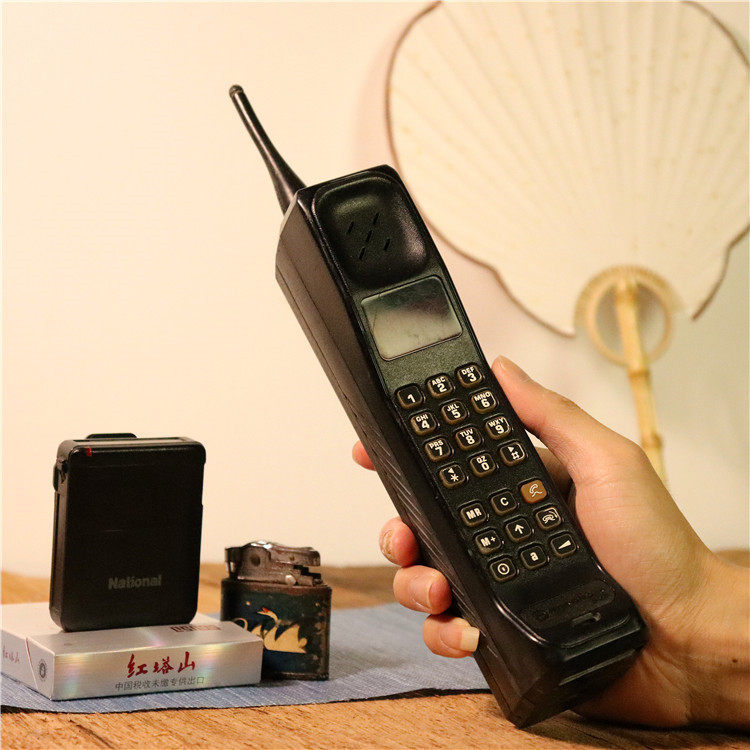 90年代摩托罗拉大哥大古董老式电话经典复古手机港台对讲机