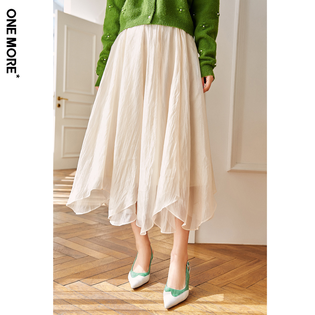 半身onemore2021秋冬新品不规则裙女公主白色纱裙半身裙