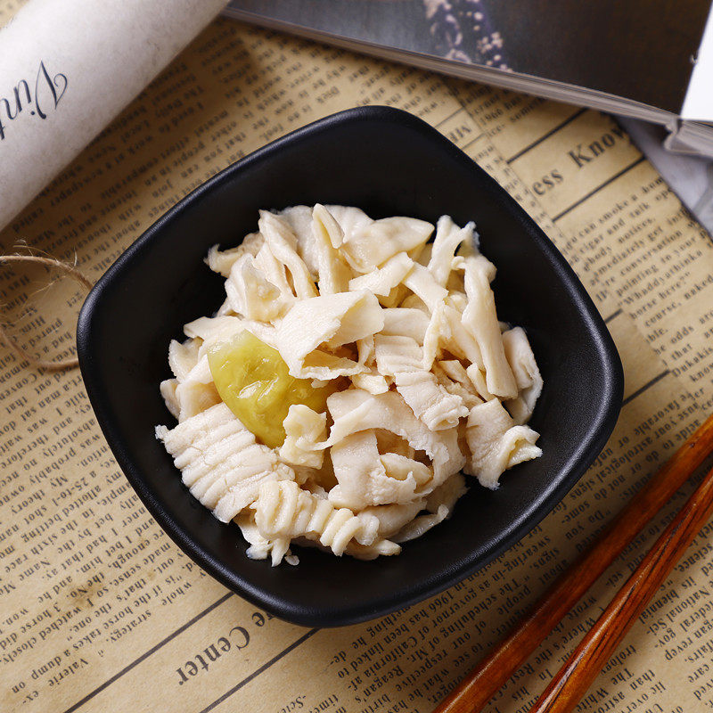 媳妇山椒味泡脆香辣脆肚15克50袋包邮鸡肚鸽肚泡鸡肉零食