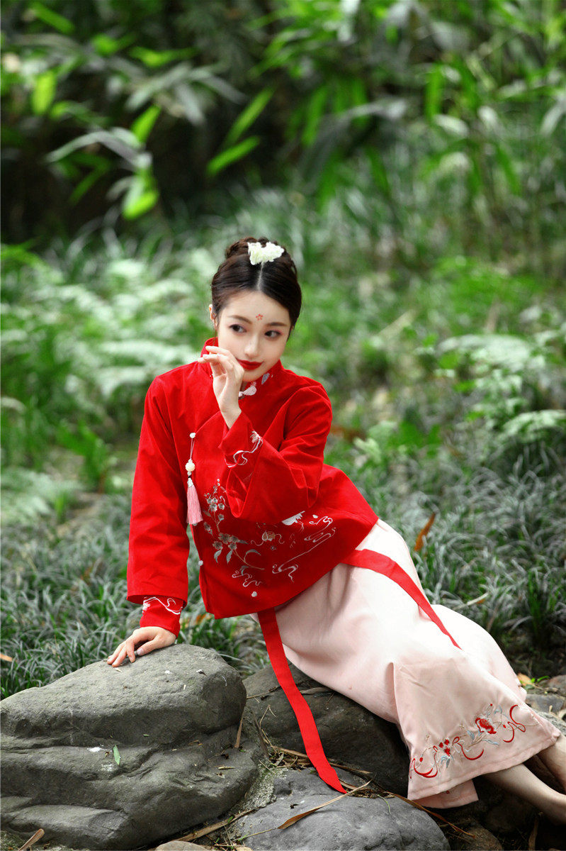 国风汉服女中刺绣唐装伴娘茶艺古风民国女装礼服