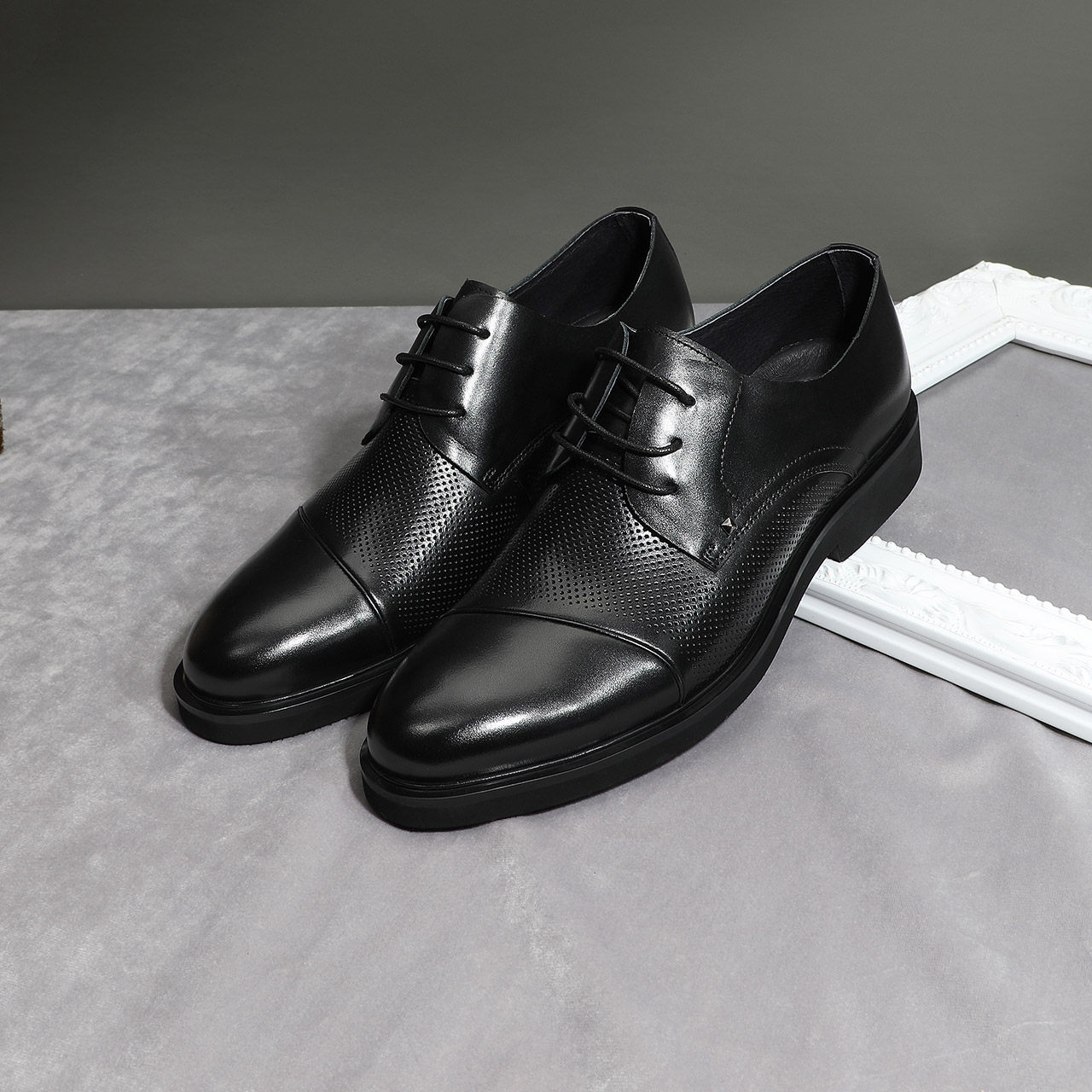 百丽男正装皮鞋2019夏季新款牛皮拼接冲孔系带商务鞋婚鞋11257bm9