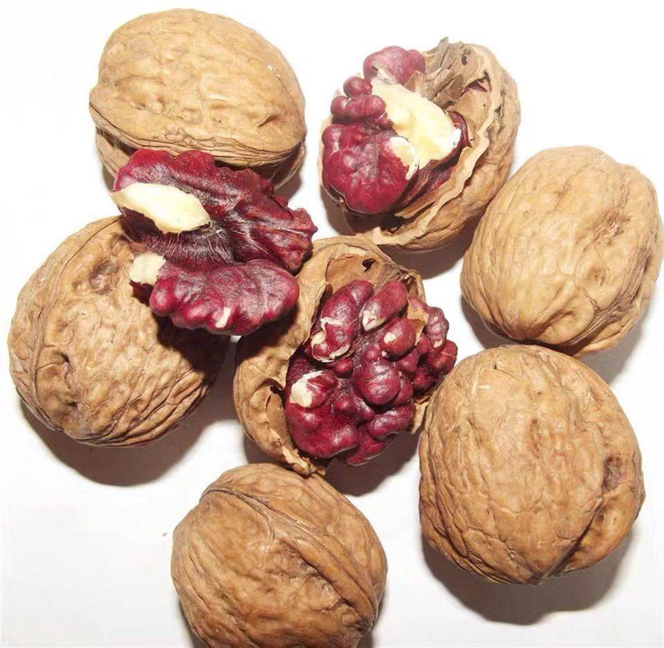 核桃新疆特产2021新货红皮红衣红仁红心500g纸皮