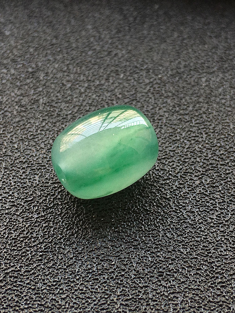 翡翠高冰种翠绿色路路通吊坠女款货老坑种冰起光绿桶颈饰