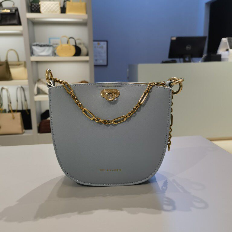 omi欧米包包2023新款女包高级斜挎单肩通用款女包