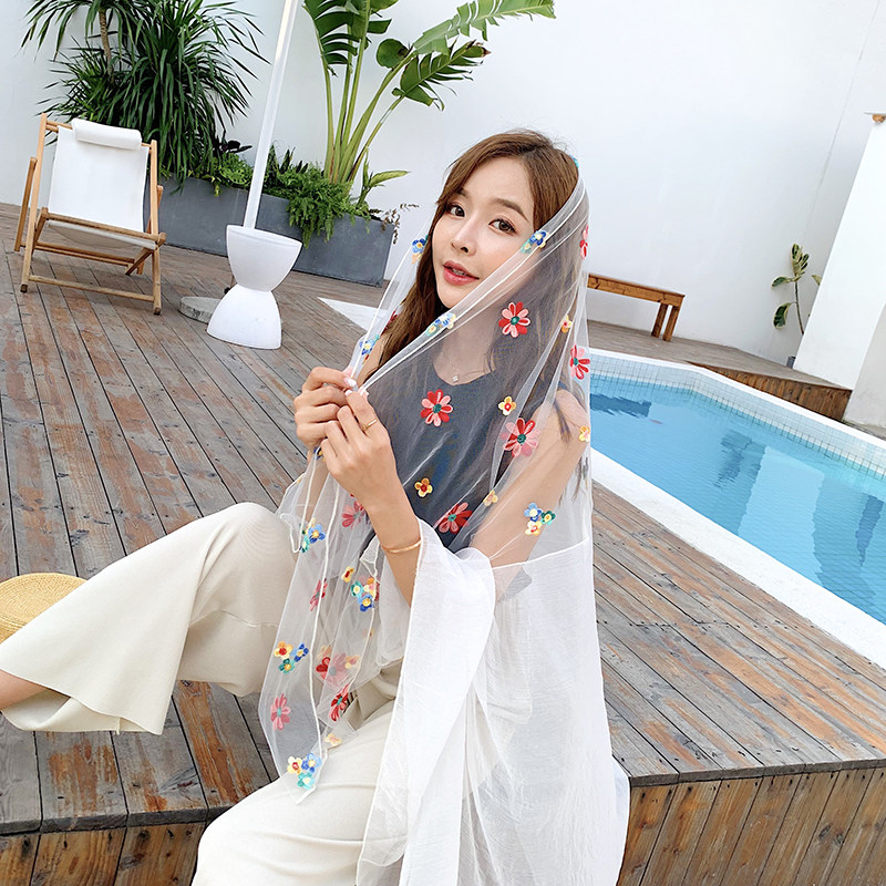 艾尤 夏季旅游丝巾女韩版百搭刺绣花朵网纱披肩围巾空调防晒纱巾 - 艾