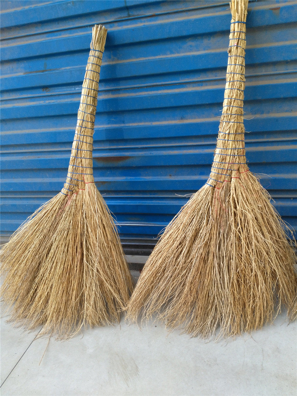 扫帚扫把高粱树枝大铁工地笤帚庭院竹柄马路扫把