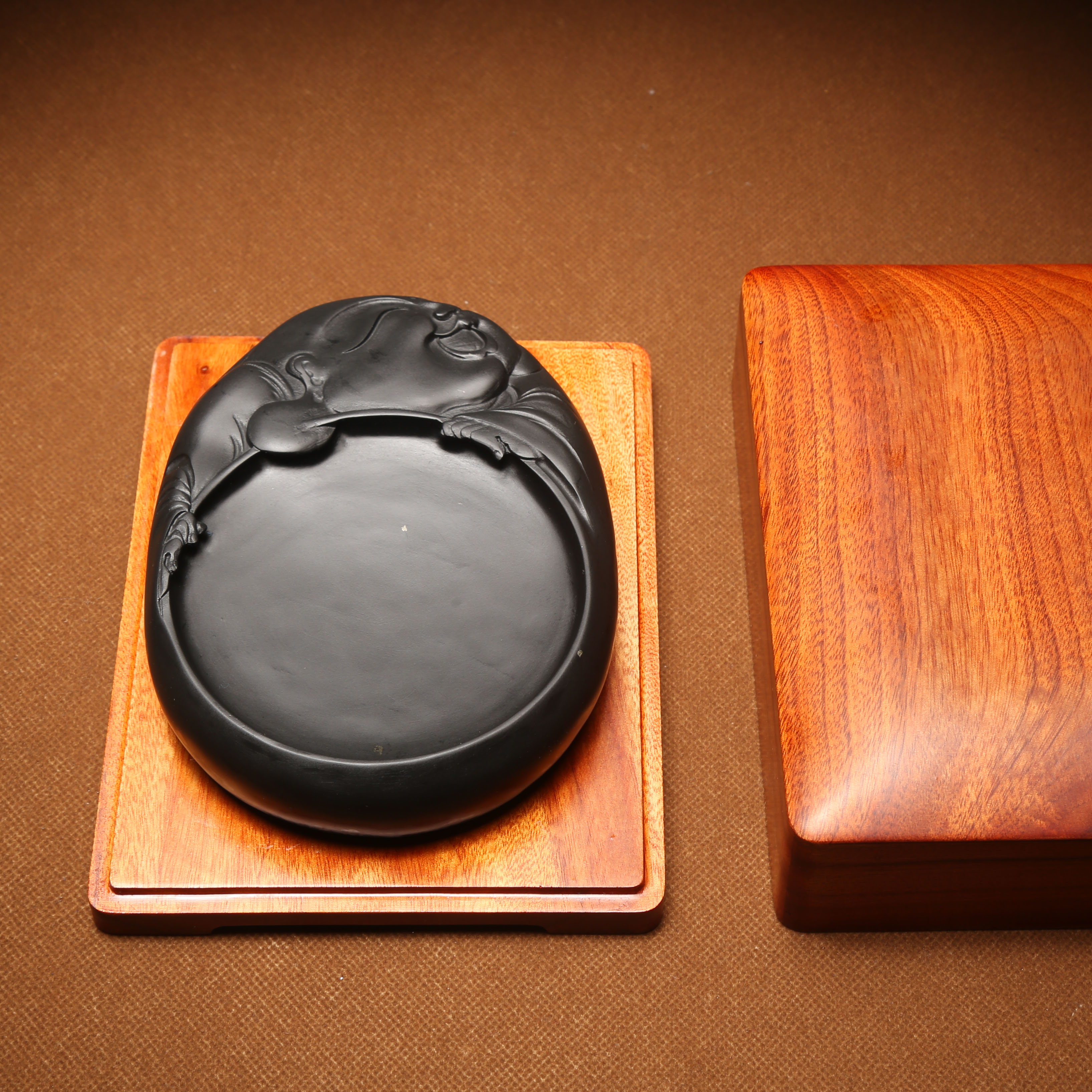 歙砚龙潭石黑龙尾原石文房四宝实用收藏把玩砚台文房四宝