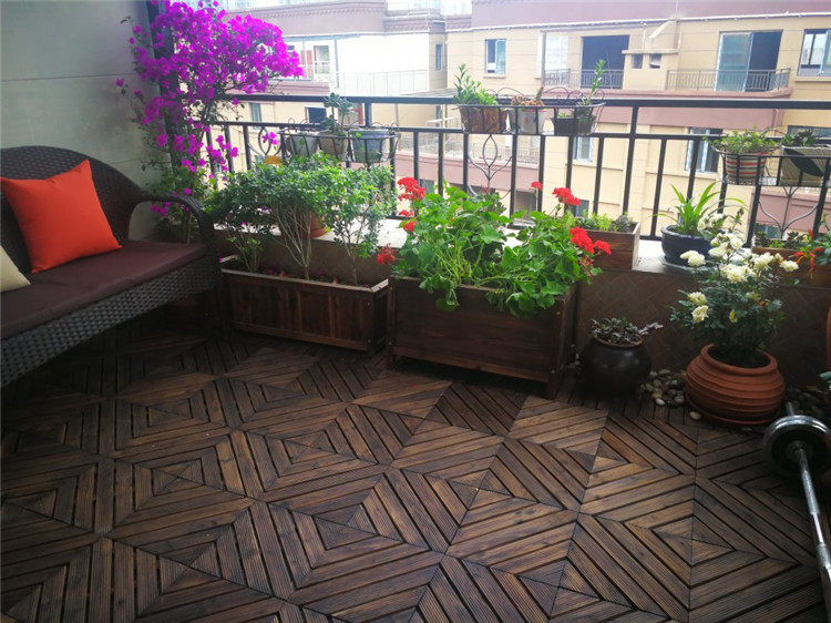阳台地板拼接实木碳化防腐木露台室外庭院花园浴室木质户外木地板