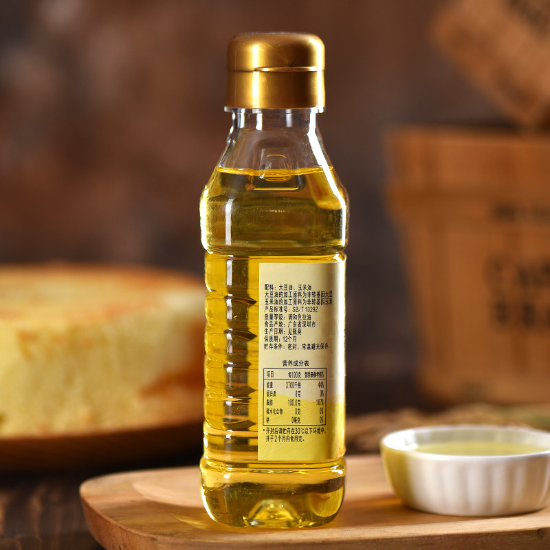 8元,发牌色拉油大豆调和食油300ml 戚风蛋糕面包烘