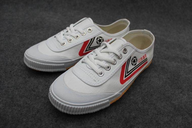 山东鲁泰鞋男耐磨橡胶胶底白色球鞋帆布运动鞋帆布鞋