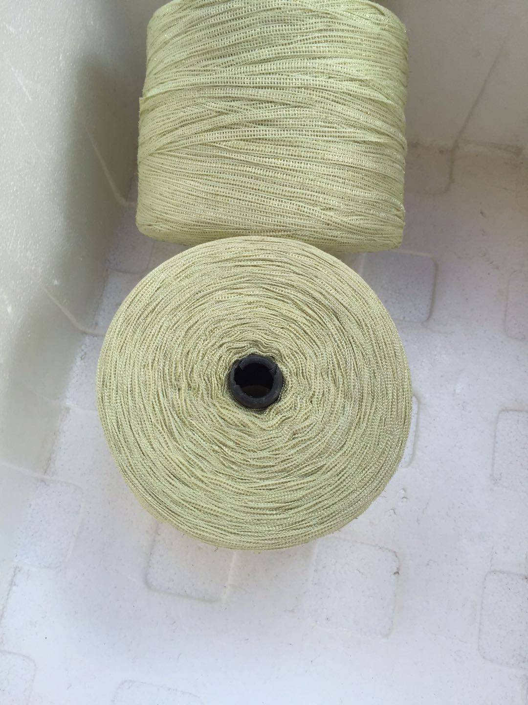 闪光含金银线扁带轨道钩包帽子手工毛线