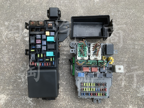 适用于本田7代雅阁发动机保险丝室内继电器车身电脑其他