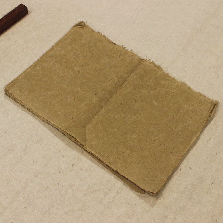 麻纸西和甘肃土纸楮树皮纸参展手工毛边仿古毛边纸