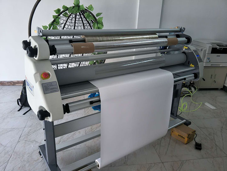 覆膜机飞扬全自动冷裱机手动自动一体过膜机有底无底覆膜机