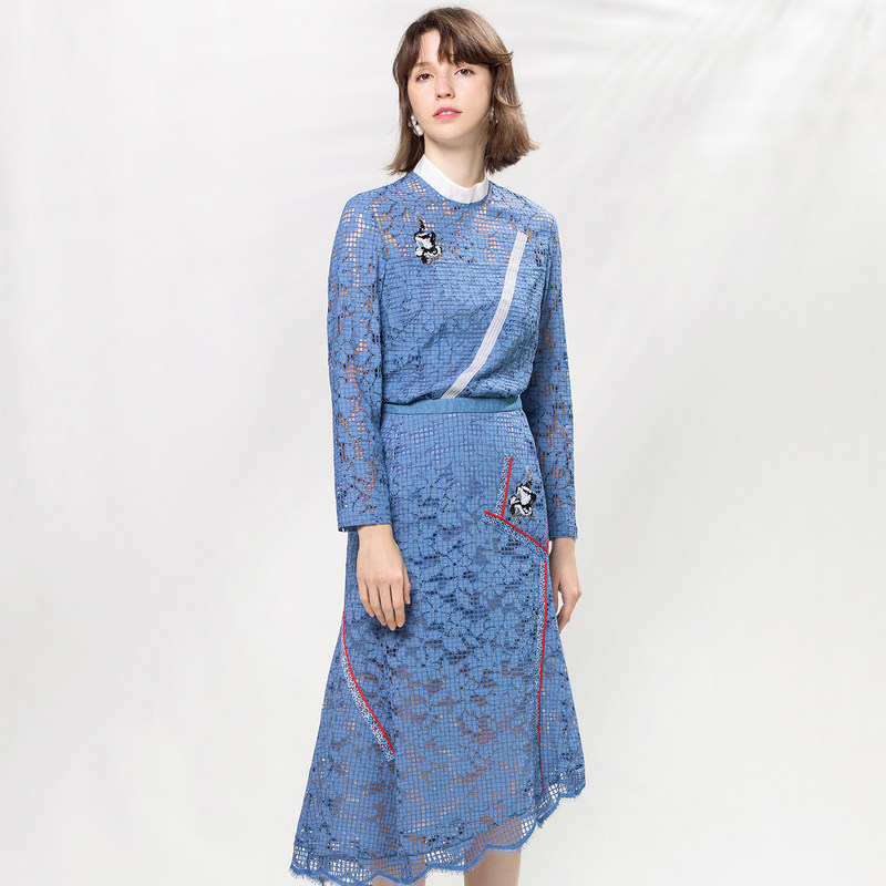 hply荷比俪春季新款女装圆领镂空修身长袖蕾丝蕾丝衫