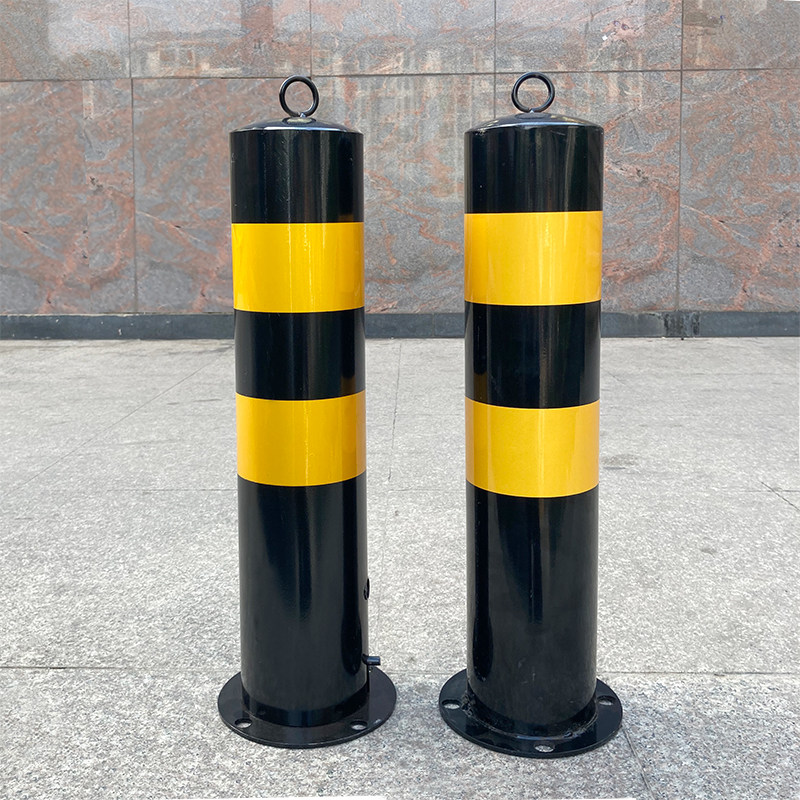 钢管警示防撞固定路道路隔离立柱路障可拆卸反光护栏