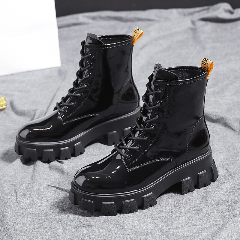 帅气黑色马丁靴女英伦风ins2019年新款秋季漆皮厚底高帮潮鞋短靴 - 90